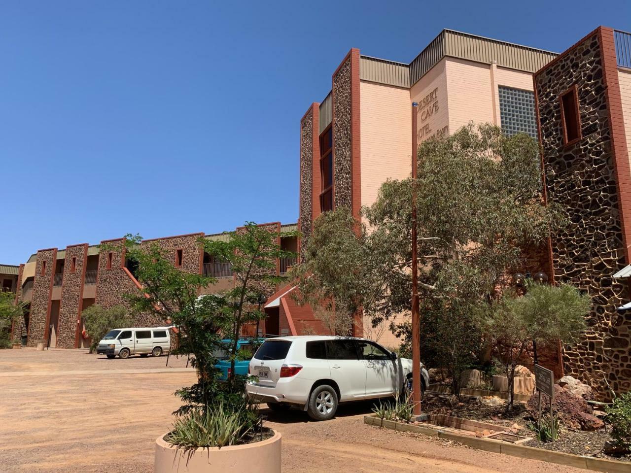 Desert Cave Hotel Coober Pedy Eksteriør bilde