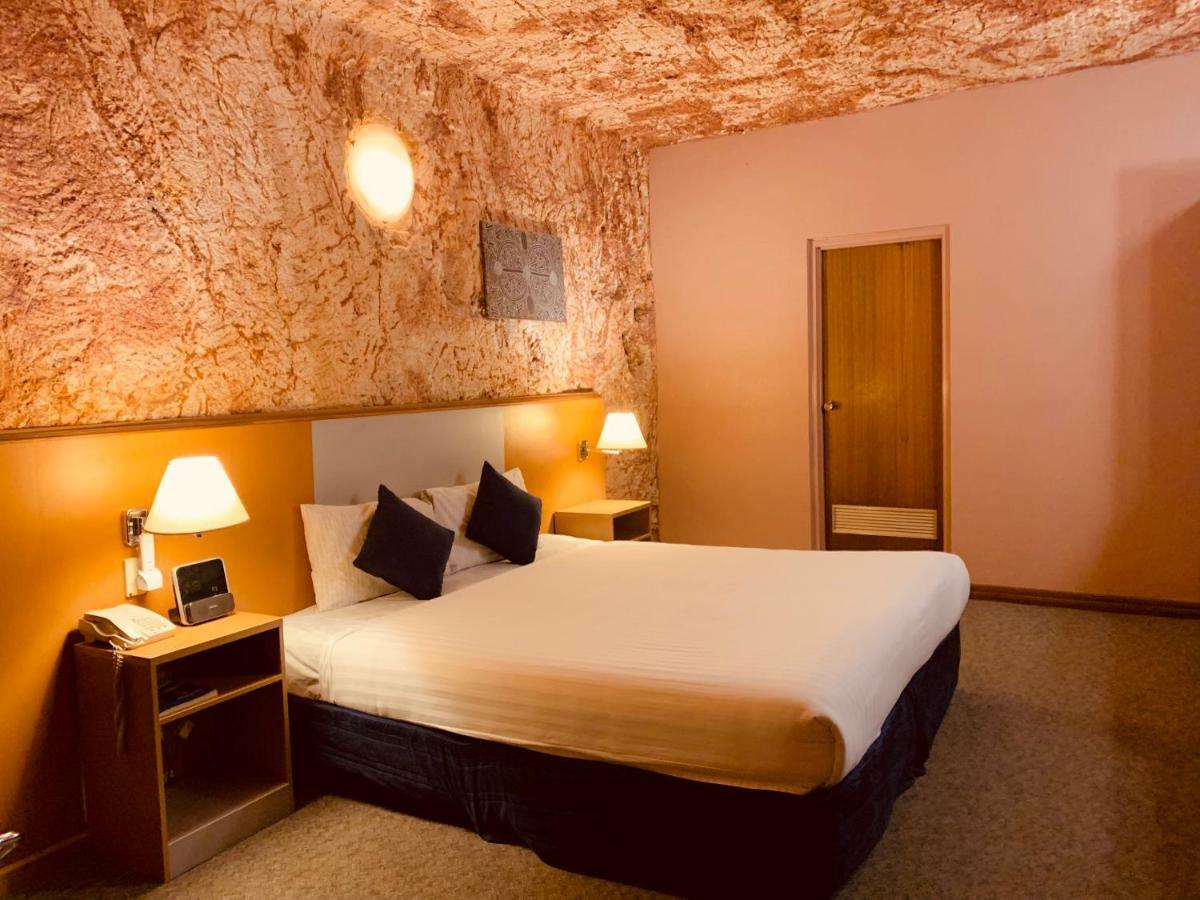 Desert Cave Hotel Coober Pedy Eksteriør bilde