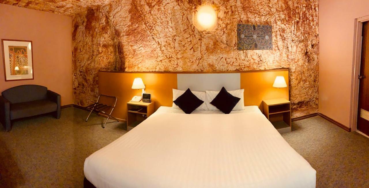 Desert Cave Hotel Coober Pedy Eksteriør bilde