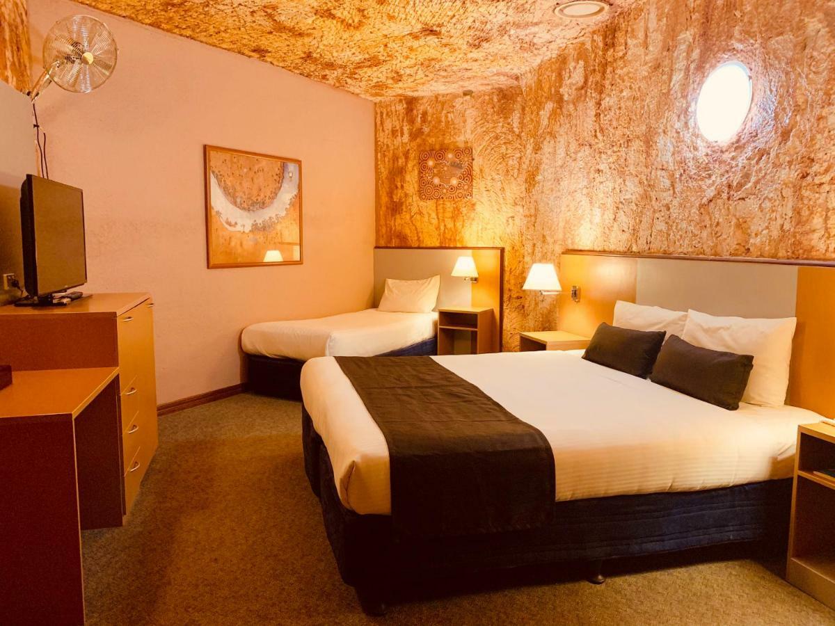 Desert Cave Hotel Coober Pedy Eksteriør bilde