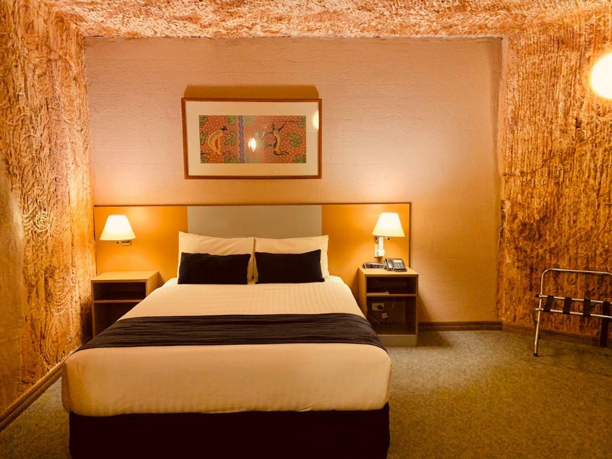 Desert Cave Hotel Coober Pedy Eksteriør bilde