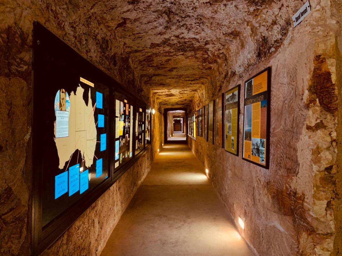 Desert Cave Hotel Coober Pedy Eksteriør bilde