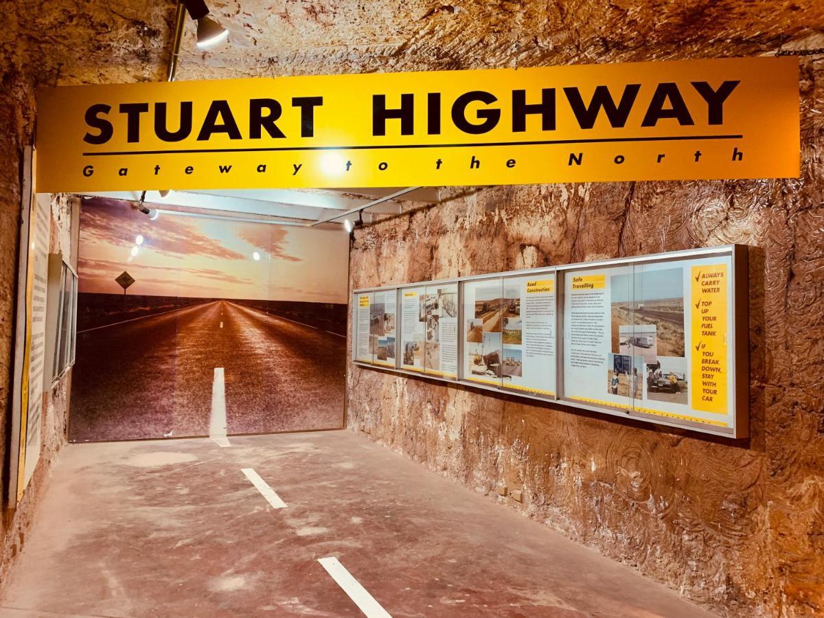 Desert Cave Hotel Coober Pedy Eksteriør bilde